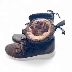 Nike Brown Fur-Lined Sneaker Boots